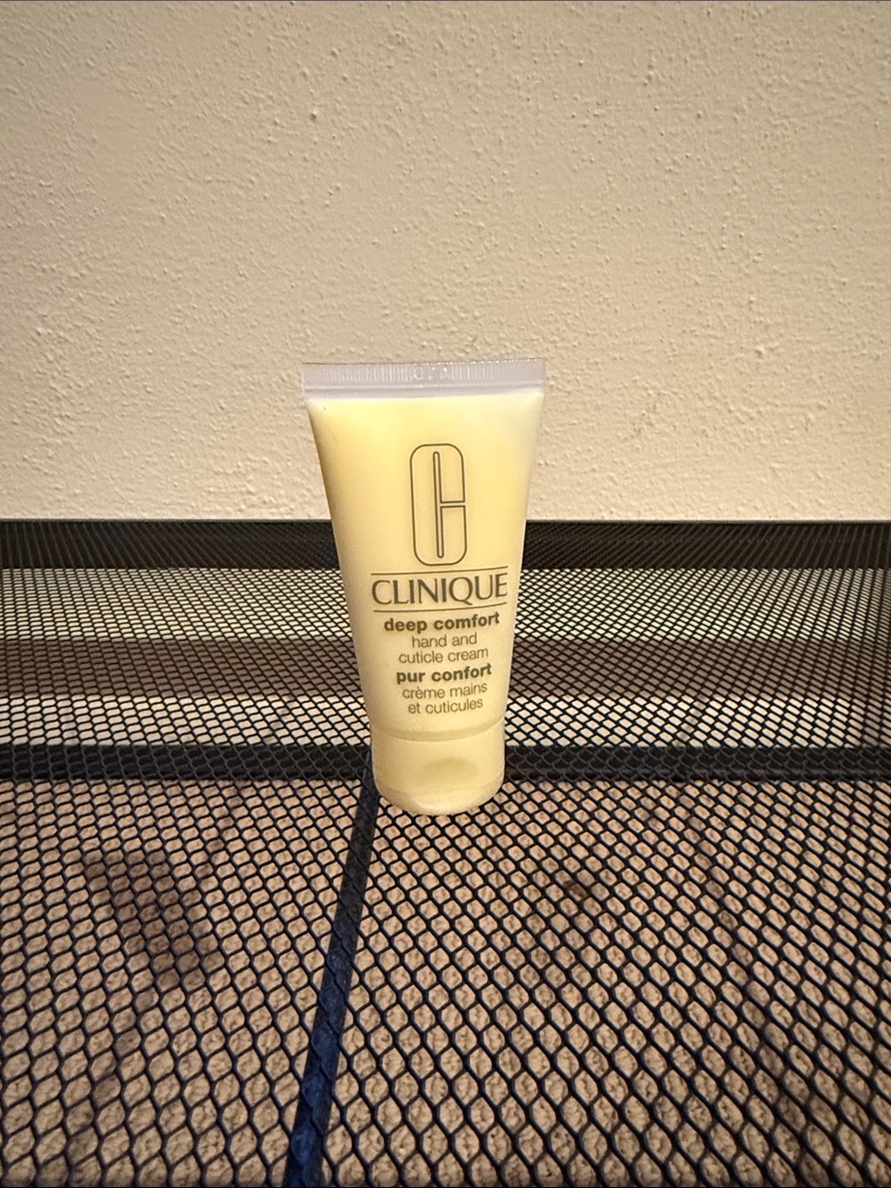 1oz Clinique Deep Comfort Hand & Cuticle Cream
